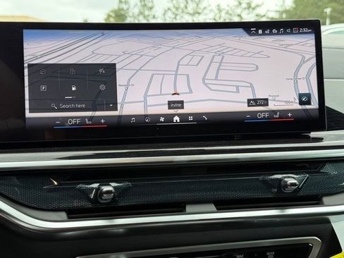 New 2026 BMW X5 xDrive50e w/ M Sport Package image 25