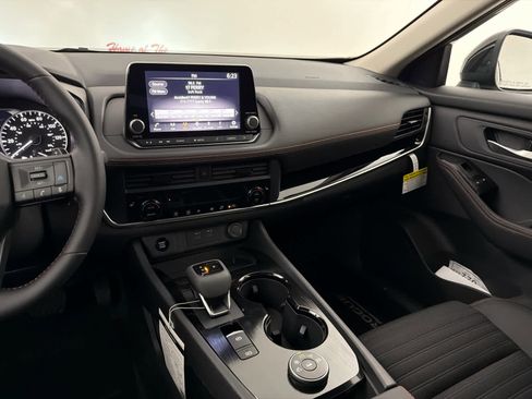 New 2026 Nissan Rogue SV image 17