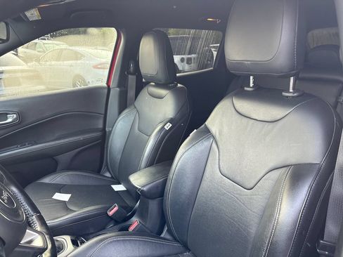 Used 2021 Jeep Compass Latitude AWD/4WD image 9