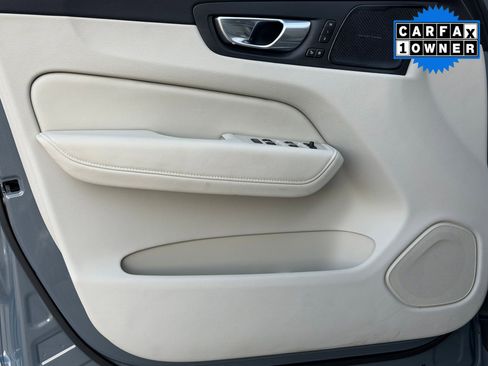 Used 2023 Volvo XC60 B5 Plus w/ Protection Package Premier image 13