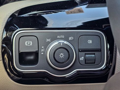 New 2025 Mercedes-Benz CLA 250 4MATIC image 29