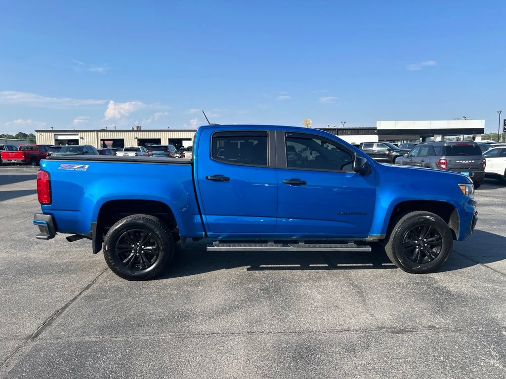 Used 2022 Chevrolet Colorado Z71 AWD/4WD image 2