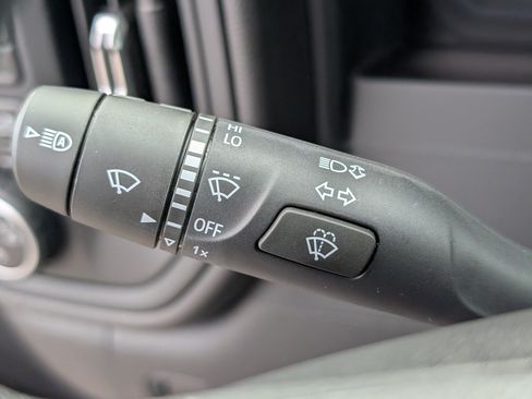 Certified 2024 Chevrolet Silverado 2500 Custom w/ Custom Value Package image 23