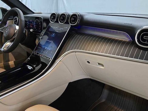 New 2026 Mercedes-Benz GLC 300 4MATIC image 11