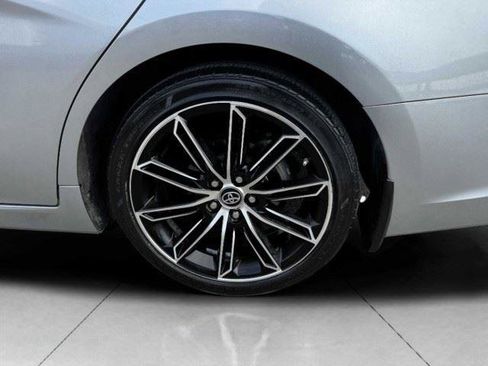 Used 2019 Toyota Avalon XSE FWD image 57