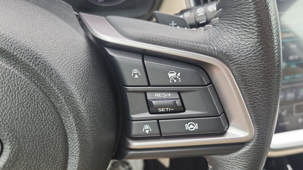 Used 2023 Subaru Outback Premium AWD/4WD image 31
