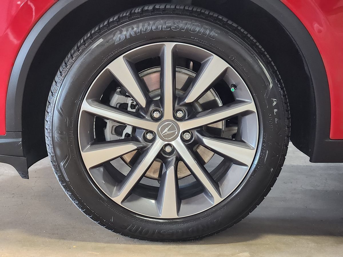 Used 2025 Acura MDX w/ Technology Package FWD image 15