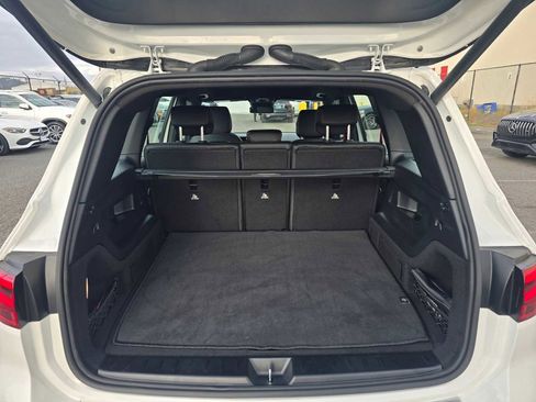 Used 2025 Mercedes-Benz GLB 35 AMG AMG GLB 35 image 17