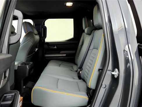 Certified 2025 Toyota Tacoma 4x4 Double Cab Hybrid image 32