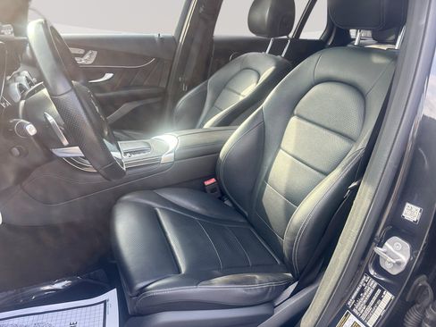 Used 2021 Mercedes-Benz GLC 300 w/ AMG Line image 13