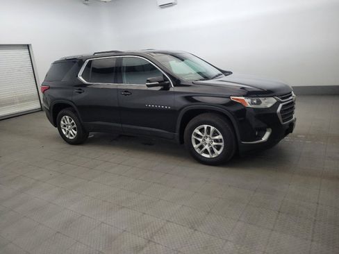 Used 2018 Chevrolet Traverse LT image 11