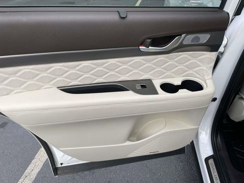 Used 2020 Hyundai Palisade Limited image 19