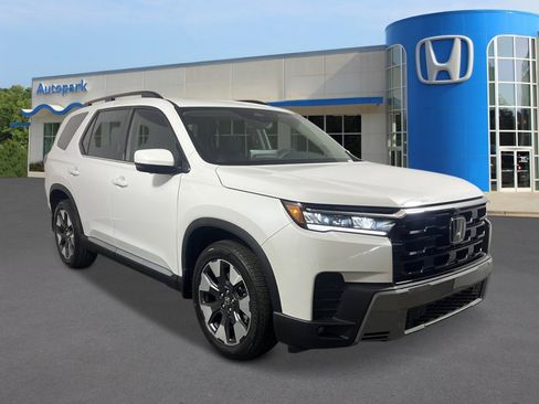 New 2026 Honda Pilot Elite image 7