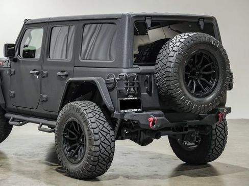 Used 2023 Jeep Wrangler Unlimited Rubicon w/ Safety Group AWD/4WD image 15