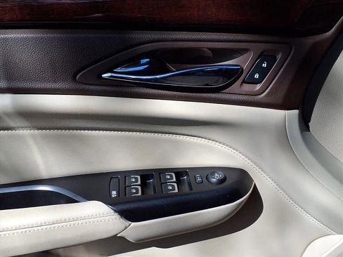 Used 2015 Cadillac SRX Premium image 22