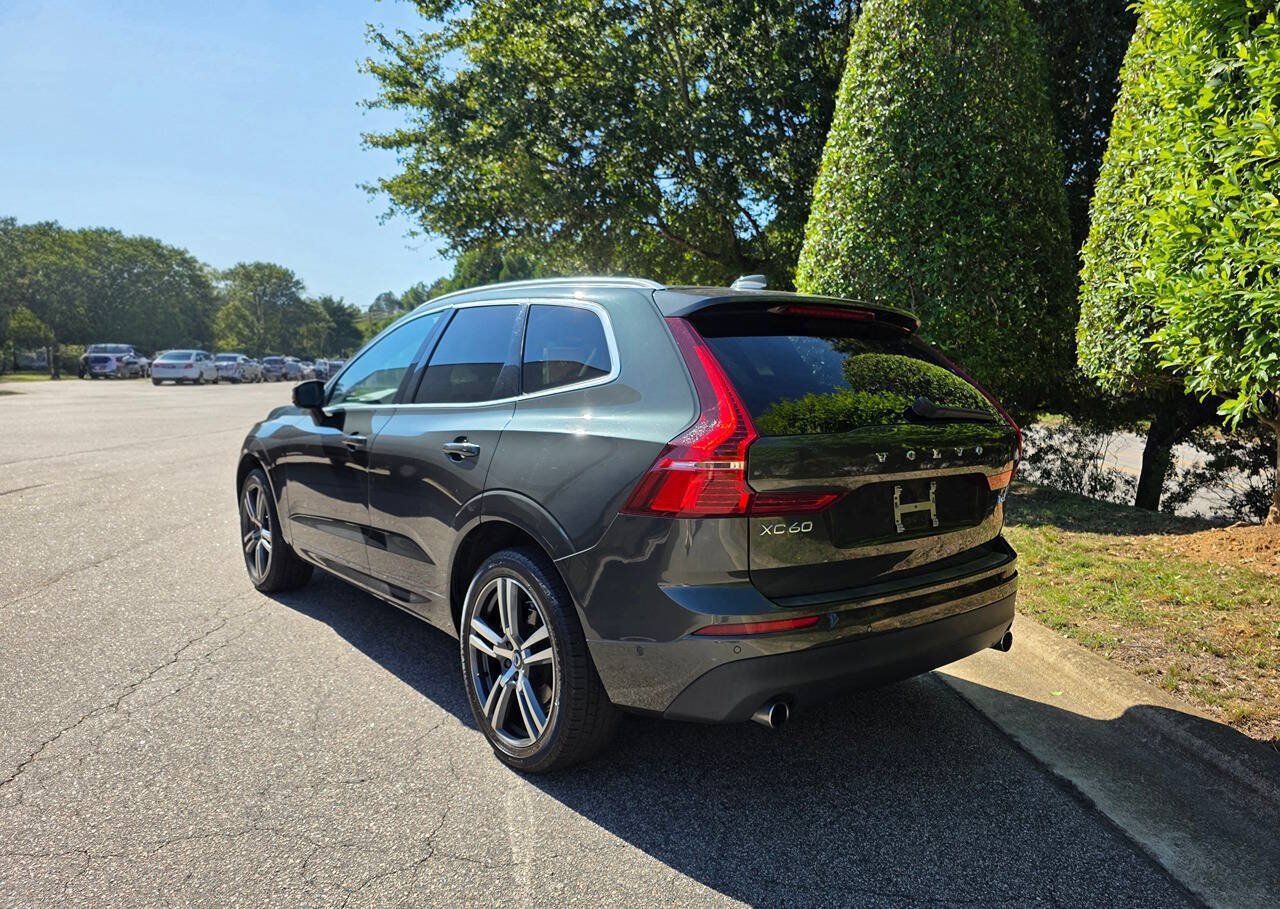 Used 2018 Volvo XC60 T6 Momentum w/ Convenience Package AWD/4WD image 3