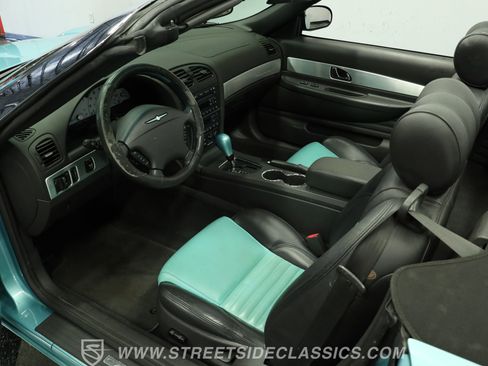 Used 2002 Ford Thunderbird RWD image 4