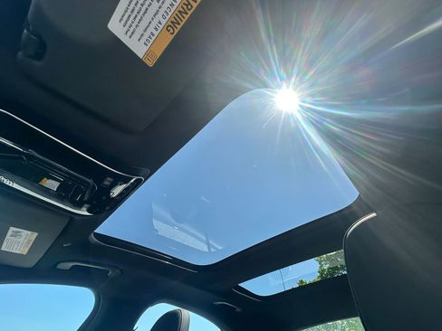 New 2026 Mercedes-Benz E 350 Sedan image 33