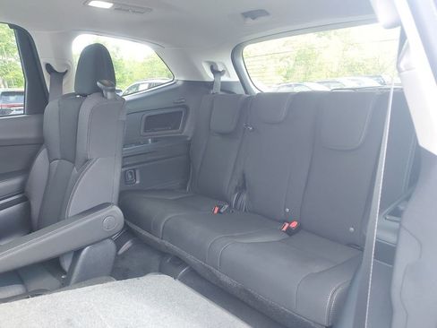 Certified 2025 Subaru Ascent Premium AWD/4WD image 24
