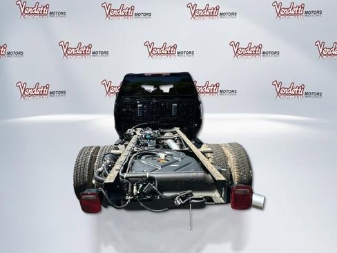 New 2025 GMC Sierra 3500 Pro w/ Convenience Package image 6