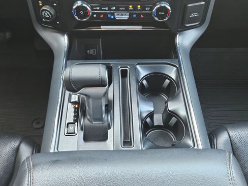 Used 2025 Ford F150 Lariat w/ Equipment Group 501A Mid AWD/4WD image 12