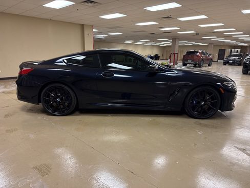 Used 2022 BMW M850i xDrive M850i xDrive image 8