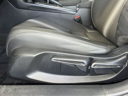 Used 2023 Honda Civic Sport image 14