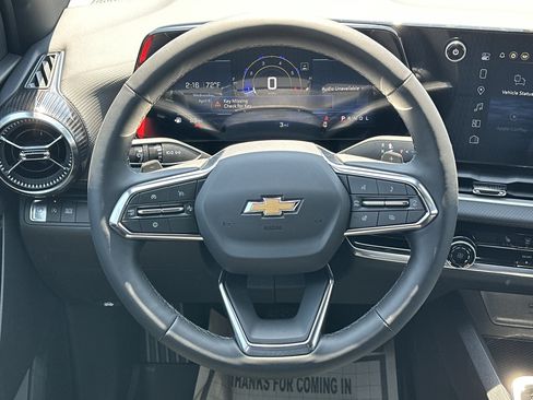 New 2026 Chevrolet Equinox LT w/ Safety and Technology Package FWD image 25