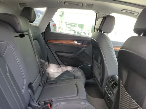 Used 2023 Audi Q5 2.0T Premium w/ Convenience Package AWD/4WD image 21