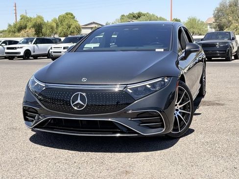Used 2022 Mercedes-Benz EQS 450+ Sedan image 3