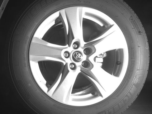 Used 2025 Toyota Highlander LE image 14