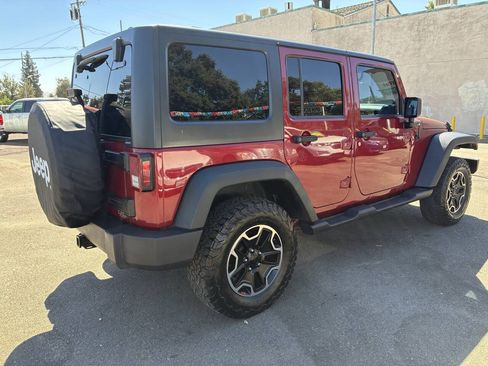 Used 2012 Jeep Wrangler Unlimited Sport AWD/4WD image 2