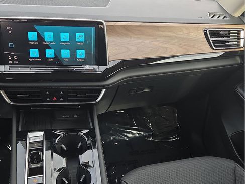 New 2026 Volkswagen Atlas SE image 15