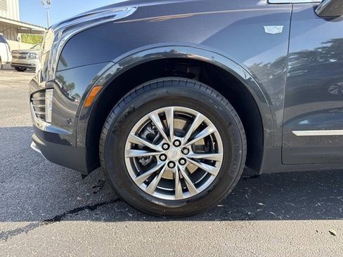 Certified 2023 Cadillac XT5 Premium Luxury w/ Technology Package FWD image 12