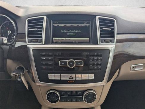 Used 2015 Mercedes-Benz ML 350 4MATIC image 11