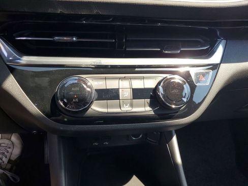 New 2026 Buick Envista Sport Touring image 17