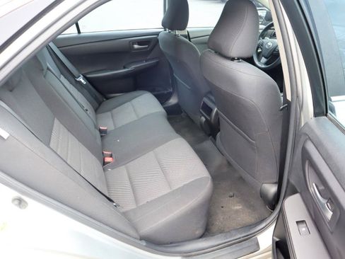 Used 2017 Toyota Camry LE FWD image 15