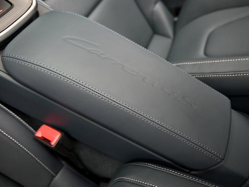 Used 2024 Porsche 911 Carrera 4S AWD/4WD image 7