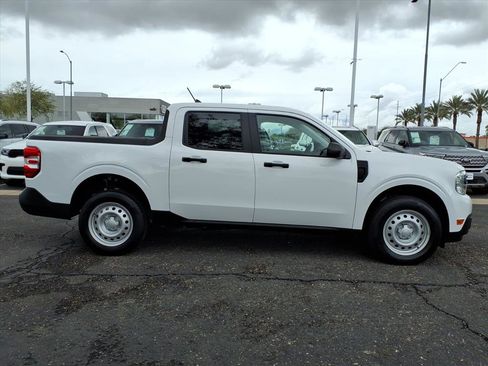 Used 2024 Ford Maverick XL image 8