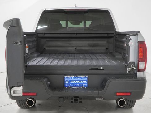 Certified 2023 Honda Ridgeline RTL image 12