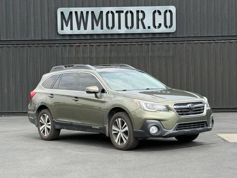 Used 2018 Subaru Outback 2.5i Limited AWD/4WD image 1