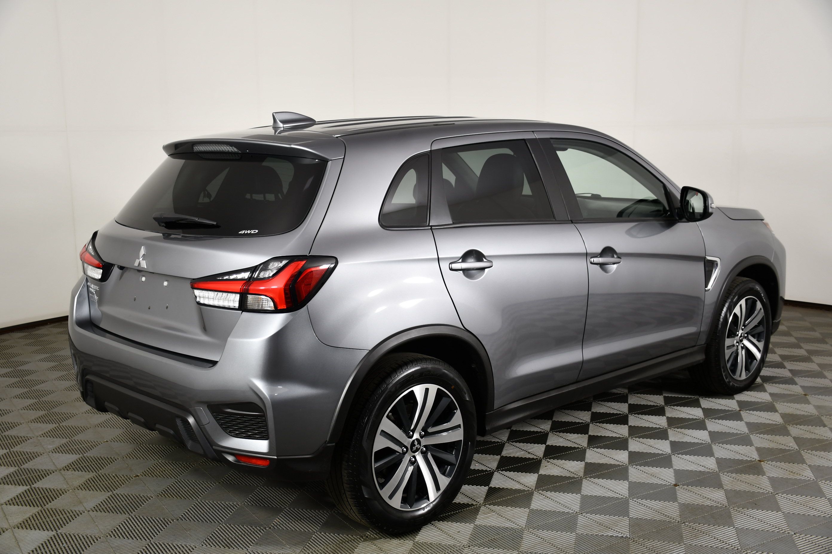 Used 2024 Mitsubishi Outlander Sport SE AWD/4WD image 5