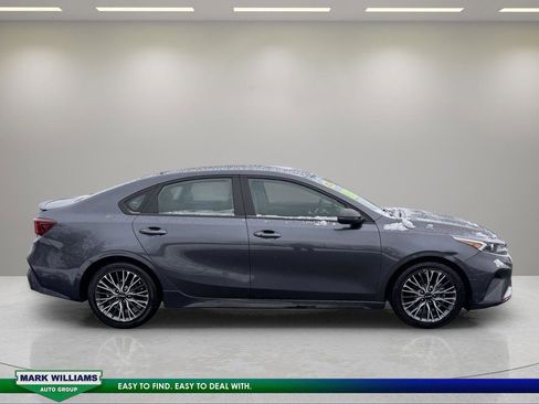 Used 2023 Kia Forte GT-Line w/ GT-Line Technology Package image 2