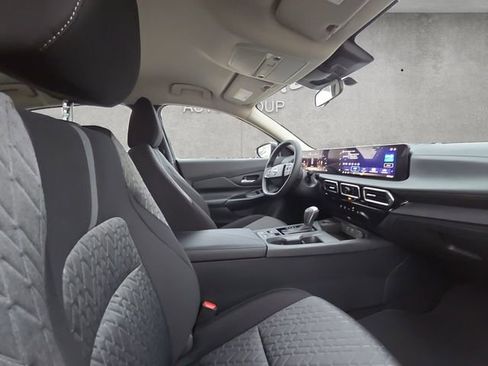 New 2026 Nissan Sentra SV image 24