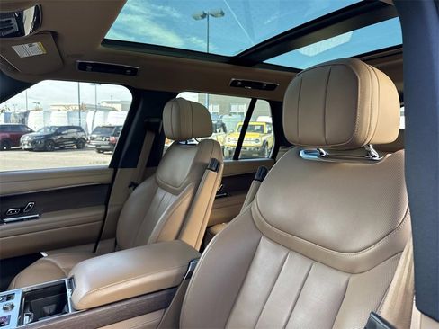 Certified 2023 Land Rover Range Rover SE image 20