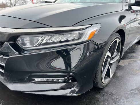 Used 2018 Honda Accord Sport image 14