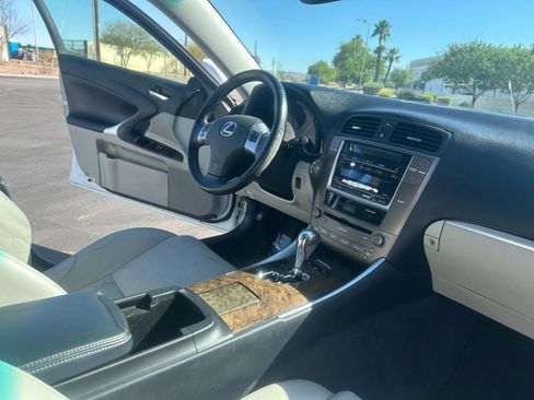 Used 2013 Lexus IS 250 w/ Premium Pkg Value Edition RWD image 20
