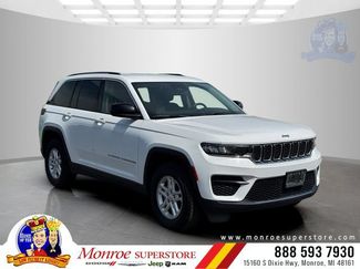 Certified 2024 Jeep Grand Cherokee Laredo AWD/4WD video 1