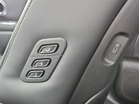 New 2026 Hyundai Palisade Calligraphy FWD image 25