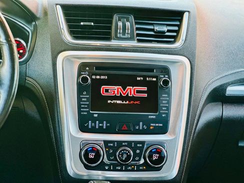 Used 2017 GMC Acadia Limited SLT AWD/4WD image 10